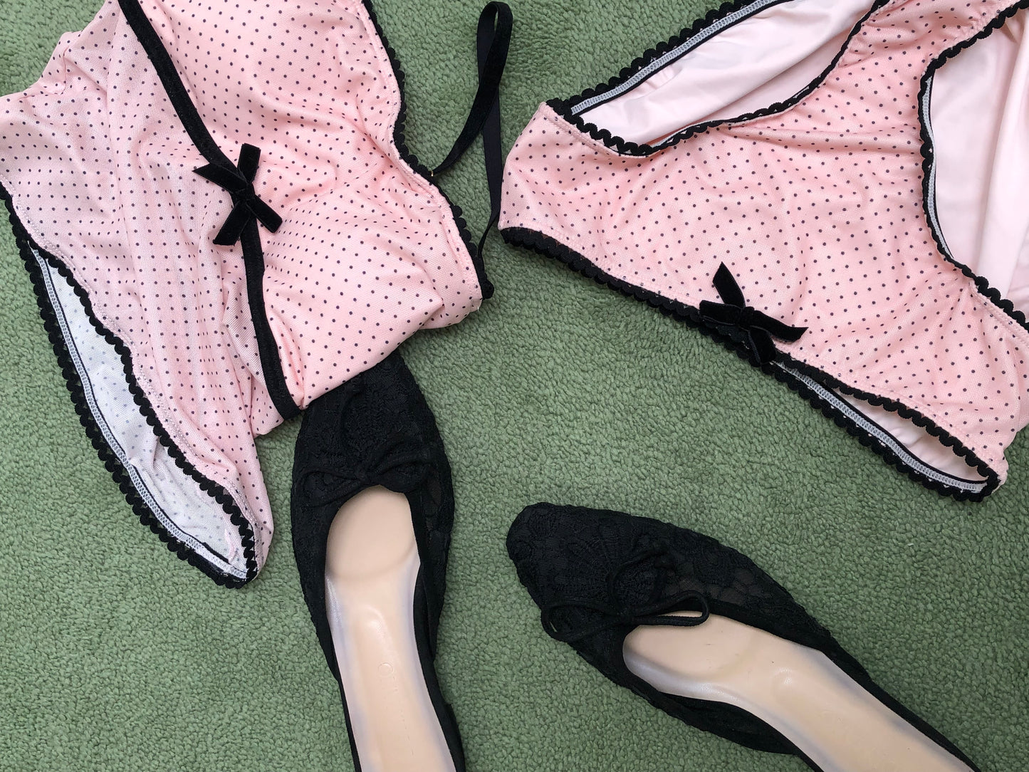 Betty two-piece swimsuit (pink dot)