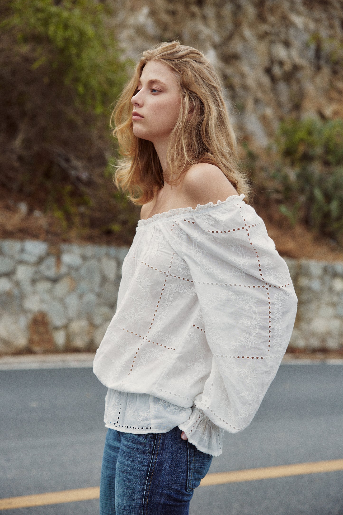 Juliet Hobo Off-shoulder Blouse