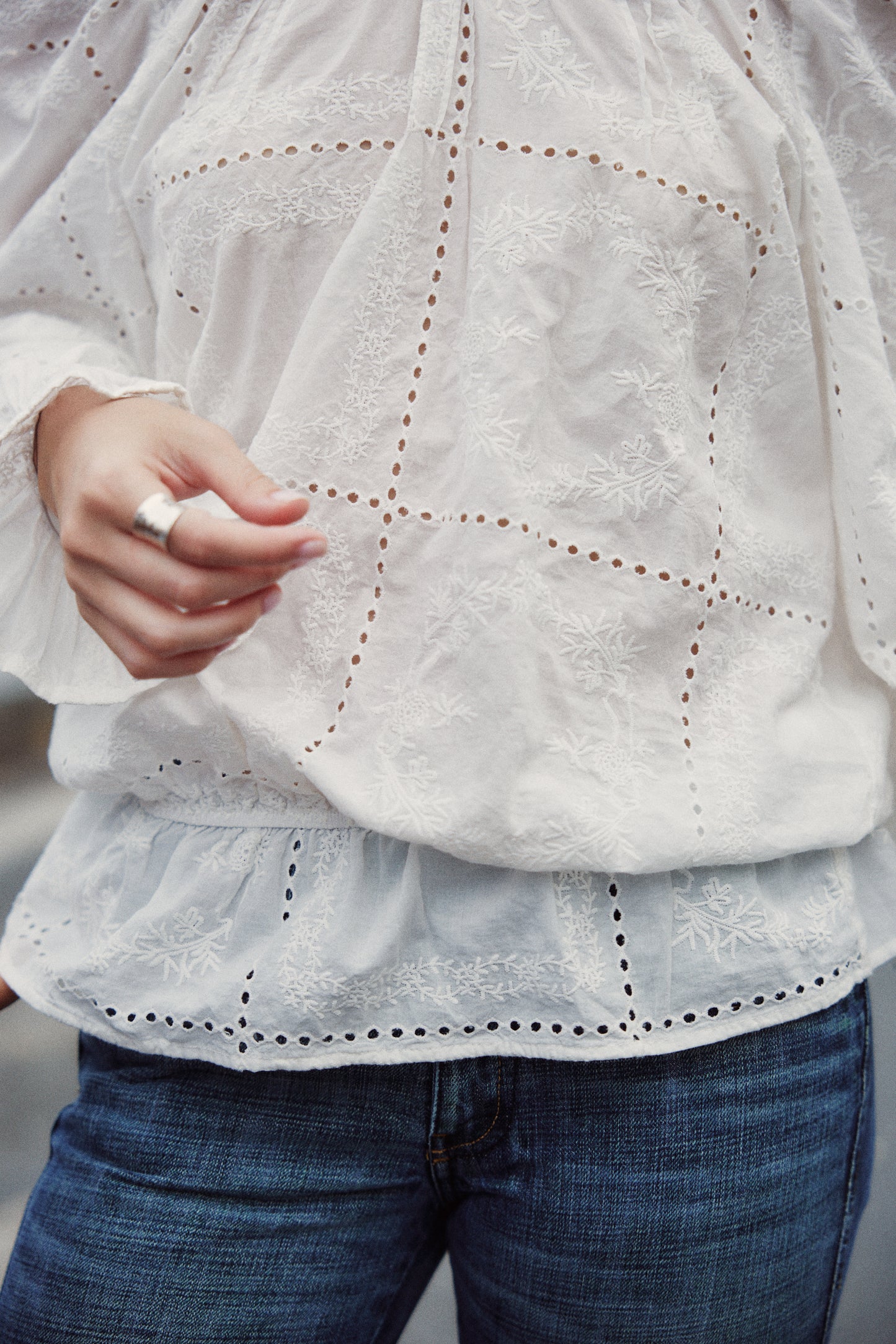 Juliet Hobo Off-shoulder Blouse